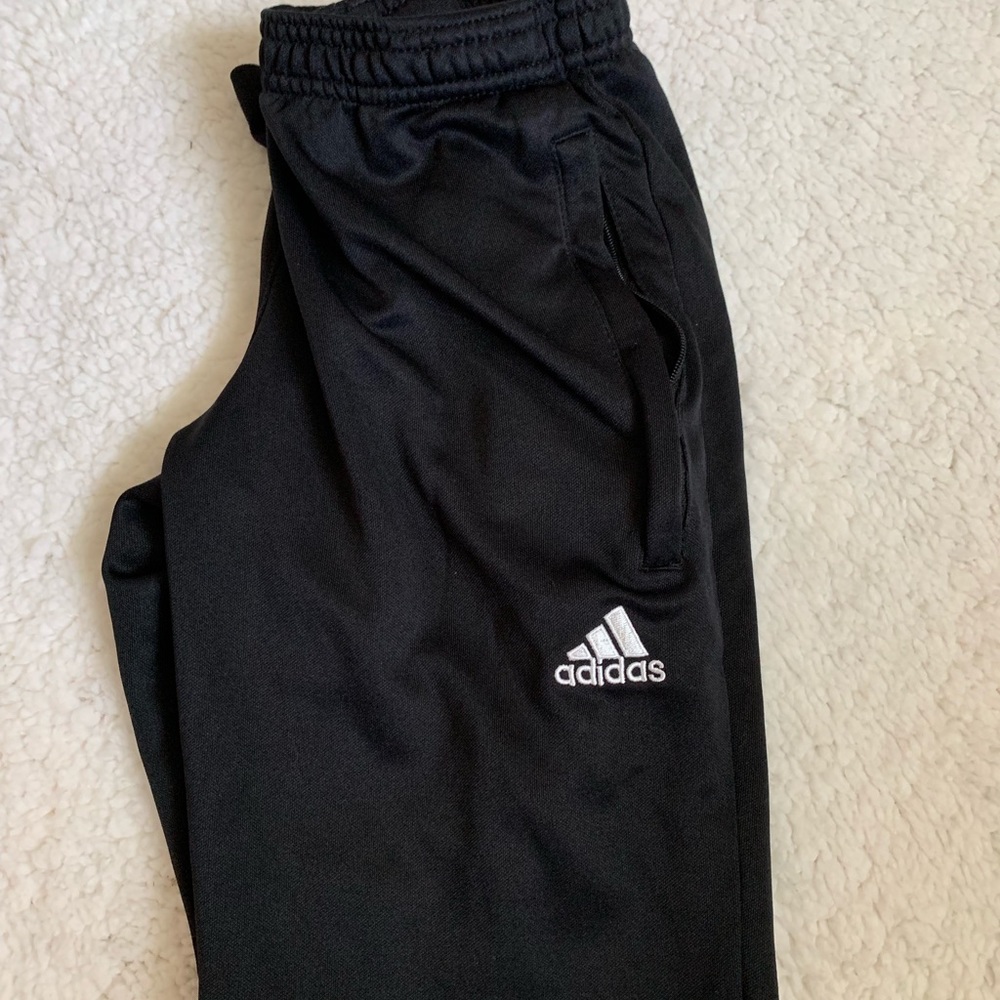 Adidas sweatpants